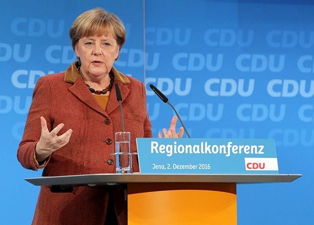 Bundeskanzlerin Angela Merkel spricht vor der CDU-Regionalkonferenz im Volkshaus Jena.