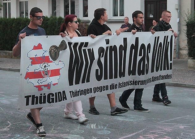 Die Stadt Jena hat eine kurzfristig zum Besuch von Angela Merkel geplante Demonstration der Thügida auf dem Carl Zeiss Platz von Jena untersagt.