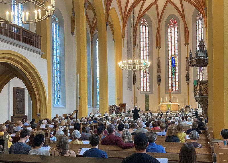 Das Suffolk Youth Orchestra aus England spielte im Rahmen einer Deutschland-Tournee in Jenas Stadtkirche für den guten Zweck.