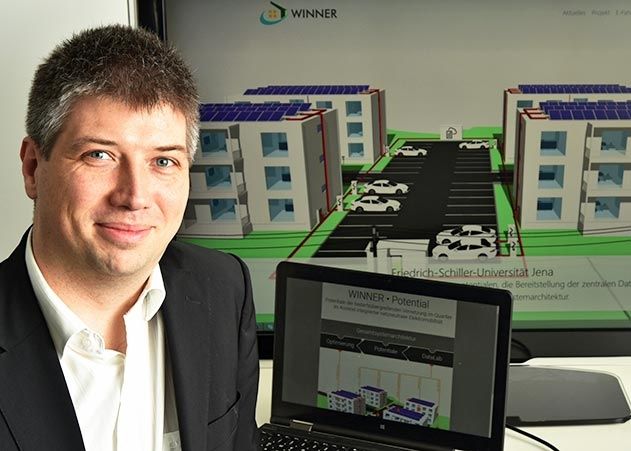 Informatiker Steffen Späthe von der Uni Jena leitet das Teilprojekt „WINNER Potential“. Sein Ziel ist es, Elektromobilität direkt in Wohnhäuser zu bringen und in den Alltag der Anwohner zu integrieren.