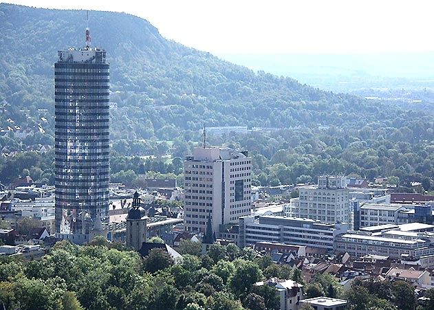 Bis Freitag werden in Jena Temperaturen über 33 Grad Celsius erwartet.