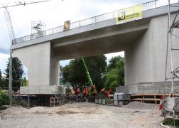 Absenkung Bahnbruecke Jena 001