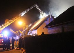 Brand In Einfamilienhaus In Grossloebichau 10