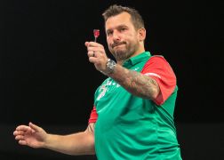 Auftakt Bei Darts Team WM In Jena 0003