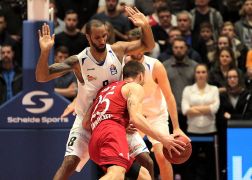 Jena Muenchen 211216 03