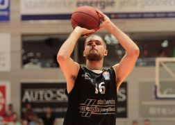 Jena Giessen 270418 0015