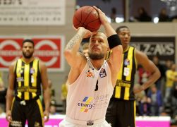 Jena Ludwigsburg 291017 0010