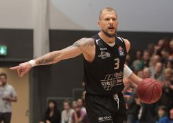 Jena MBC 140418 00010