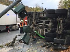 LKW Unfall 27102017 001