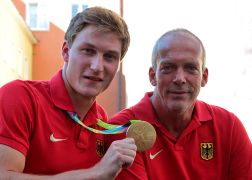 Jena Begruesst Olympia Sieger Roehler 001