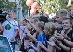 Jena Begruesst Olympia Sieger Roehler 007