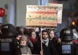 Thuegida Aufmarsch In Jena 0014