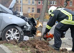 Unfall Dornburger Strasse 30112014 02