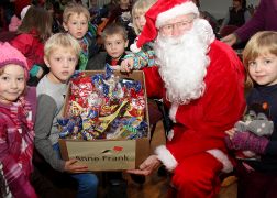 Weihnachtsmann Besuchte Wieder Lobeda 001
