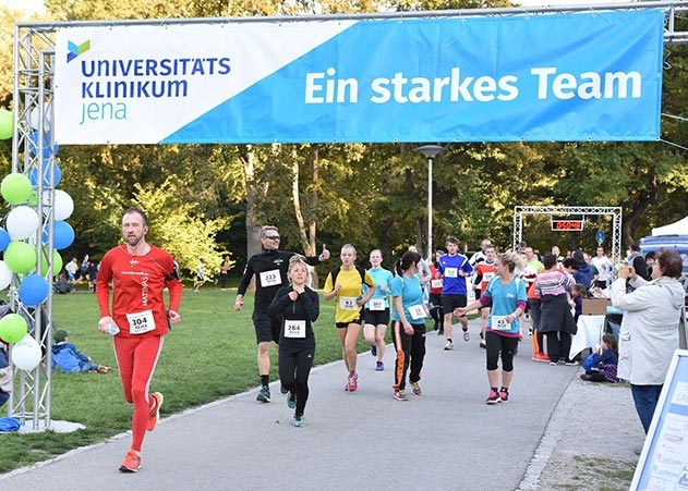 Im vergangenen Jahr beteiligten sich etwa 500 Läufer, als trainierter Läufer oder mit der gesamten Familie.