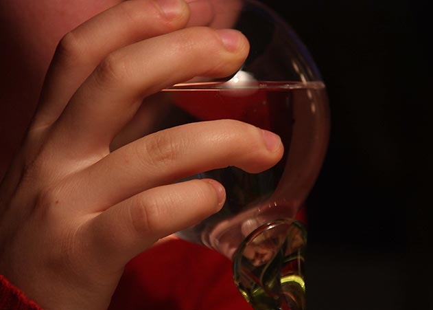 Stolze 3,15 Promille hinderten eine Frau in einem Jenaer Lokal am Aufstehen. Sie wurde ins Krankenhaus gebracht.