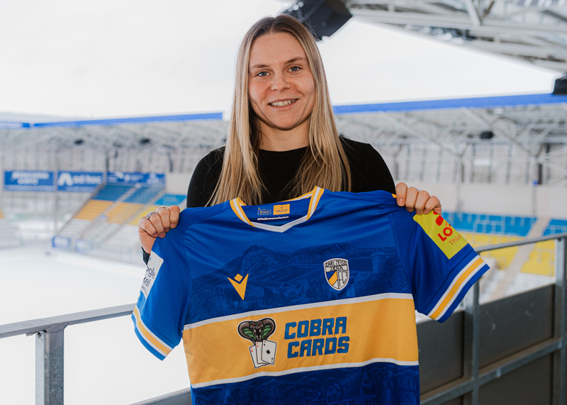 Neue Stabilität: Lara Schenk unterschreibt beim FC Carl Zeiss Jena.