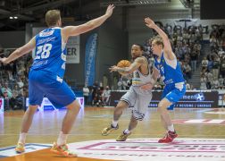 Medipolis SC Jena Uni Basket Paderborn 01052022 00015