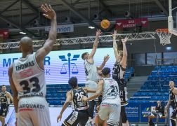 Medipolis SC Jena Itzhoe 16012022 00039