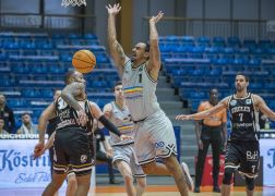 Medipolis SC Jena Itzhoe 16012022 00048