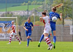 Jena Gewinnt Abstiegsduell Gegen Koeln II 08