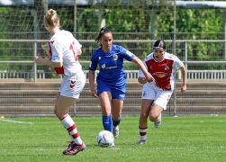 Jena Gewinnt Abstiegsduell Gegen Koeln II 17