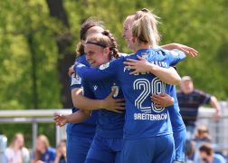 Jena Gewinnt Abstiegsduell Gegen Koeln II 24