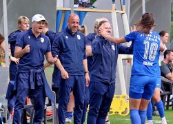 Jena Gewinnt Abstiegsduell Gegen Koeln II 30