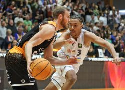 Medipolis SC Jena Schwenningen 22042023 06