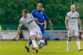 Gegen Aue Jena Mit Erster Test Niederlage 03