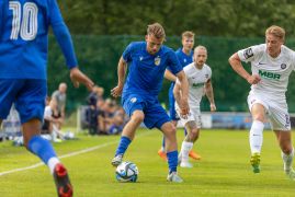 Gegen Aue Jena Mit Erster Test Niederlage 13