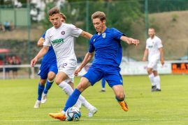 Gegen Aue Jena Mit Erster Test Niederlage 21