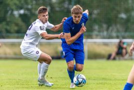 Gegen Aue Jena Mit Erster Test Niederlage 27