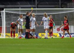 Bittere Niederlage Fuer Jenas FCC Frauen In Leverkusen 22