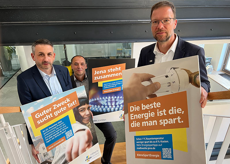 Kampagne vorgestellt: v.l.n.r. Stadtwerke-Geschäftsführer Gunar Schmidt, Bürgermeister Christian Gerlitz und Oberbürgermeister  Thomas Nitzsche.