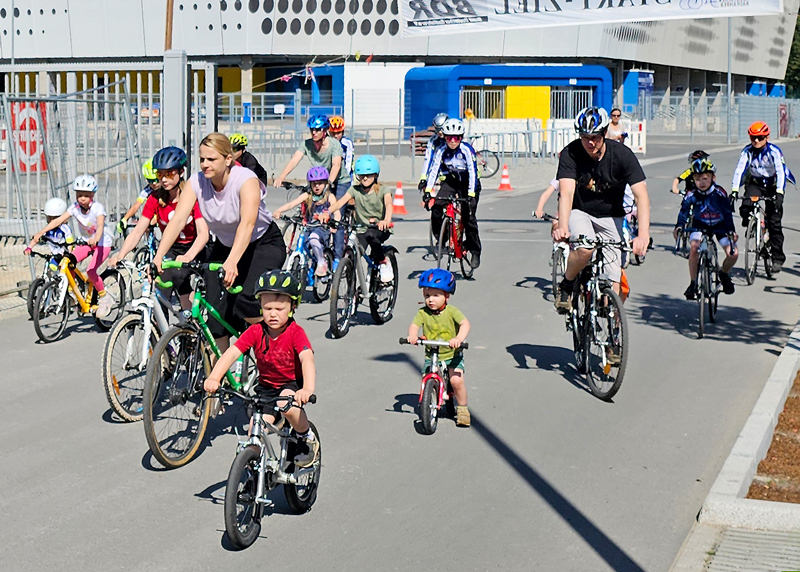 Insgesamt 104 Kinder im Alter von 3 bis 12 Jahren aus Jena und der Umgebung gingen an den Start.