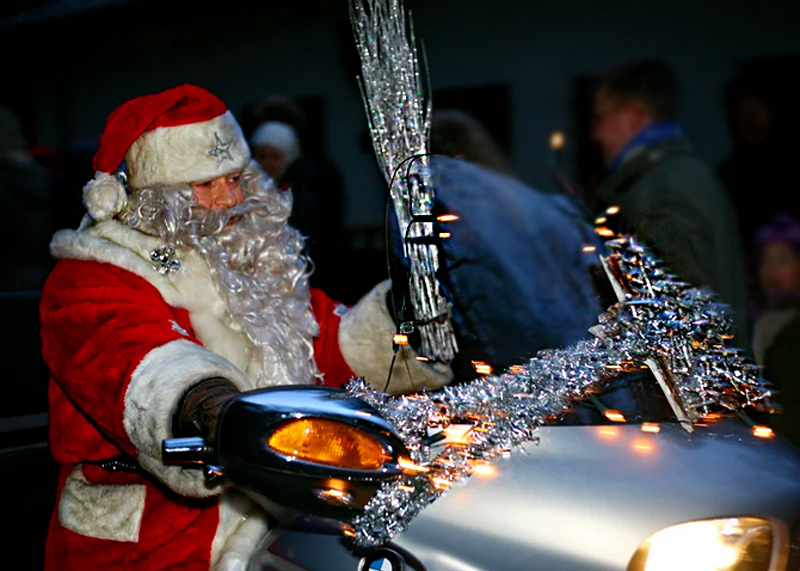 Das Weihnachtstal lockt alljährlich Tausende Besucher ins weihnachtlich geschmückte Mühltal bei Eisenberg.