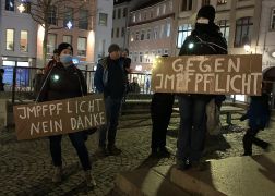 Nein Zur Impfpflicht 500 Pflegekraefte Bei Demo In Jena 00014