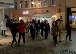 Mehrere Hundert Bei Corona Spaziergang Durch Jena 27122021 0002