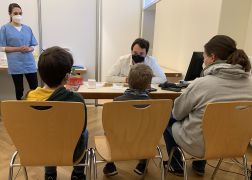 Kinderimpfzentrum In Jena Hat Seine Arbeit Aufgenommen  00011