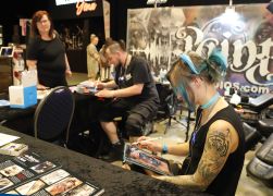 Die Taetowierer Sind In Jena 000011