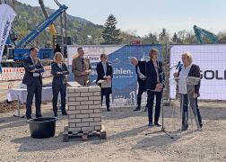 Erlenhoefe In Jena Feiern Richtfest 28042022 0015