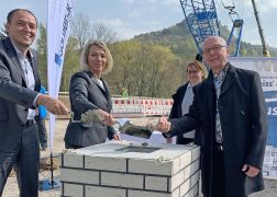 Erlenhoefe In Jena Feiern Richtfest 28042022 0020