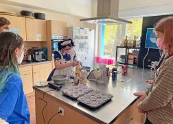 Hunderte Bei Cosplay Convention In Jena 23042022 0015