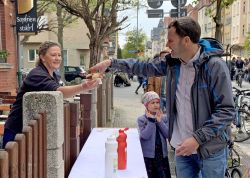 Hunderte Bei Buntem Damenviertelfest In Jena 00016