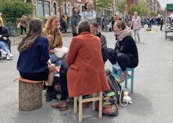 Hunderte Bei Buntem Damenviertelfest In Jena 0004