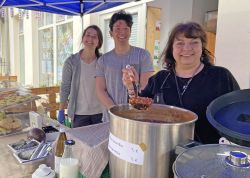 Hunderte Bei Buntem Damenviertelfest In Jena 00042