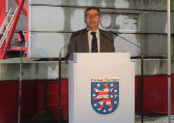 Richtfest Fuer Neuen Uni Campus In Jena Gefeiert 0010