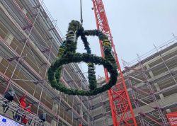 Richtfest Fuer Neuen Uni Campus In Jena Gefeiert 0017