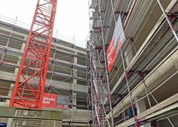 Richtfest Fuer Neuen Uni Campus In Jena Gefeiert 0042